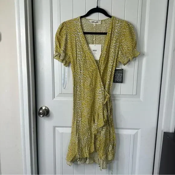 Diane Von Furstenberg Emilia leopard animal print wrap dress size small - Picture 2 of 10